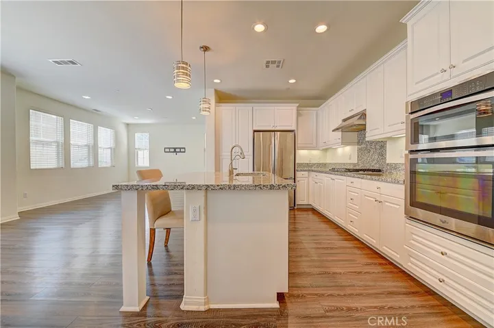 209 Calle Belleza, Lake Forest, California 92630