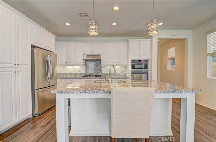 209 Calle Belleza, Lake Forest, California 92630