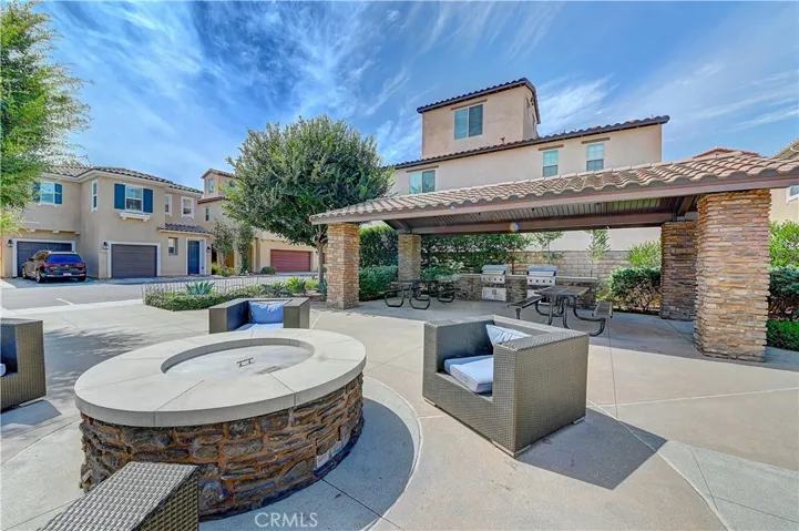 209 Calle Belleza, Lake Forest, California 92630