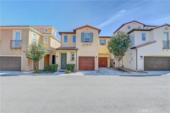 209 Calle Belleza, Lake Forest, California 92630