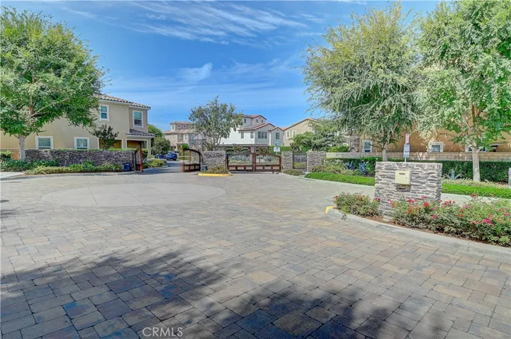 209 Calle Belleza, Lake Forest, California 92630