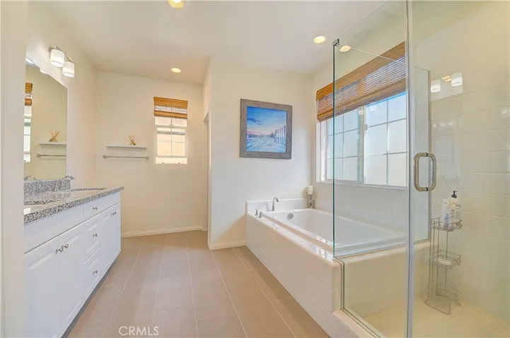 209 Calle Belleza, Lake Forest, California 92630