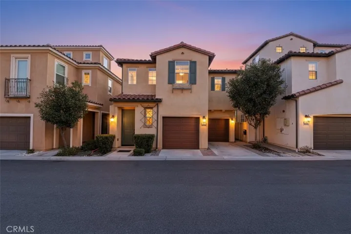 209 Calle Belleza, Lake Forest, California 92630