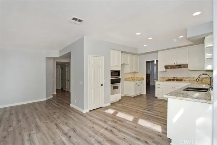 39990 Coliseum Way, Murrieta, California 92562