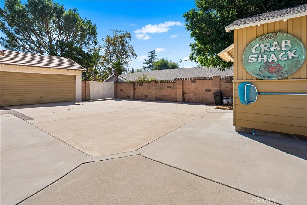 11223 White Oak Avenue, Granada Hills, California 91344 home-pic-42