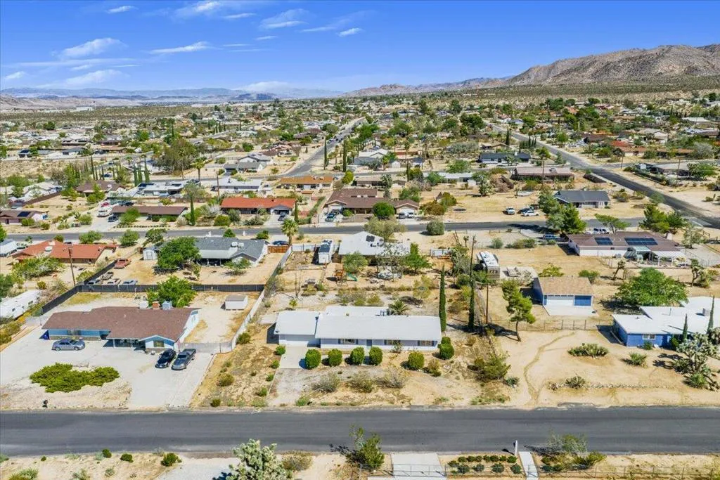 7475 Alaba Ave Avenue, Yucca Valley, California 92284 home-pic-45
