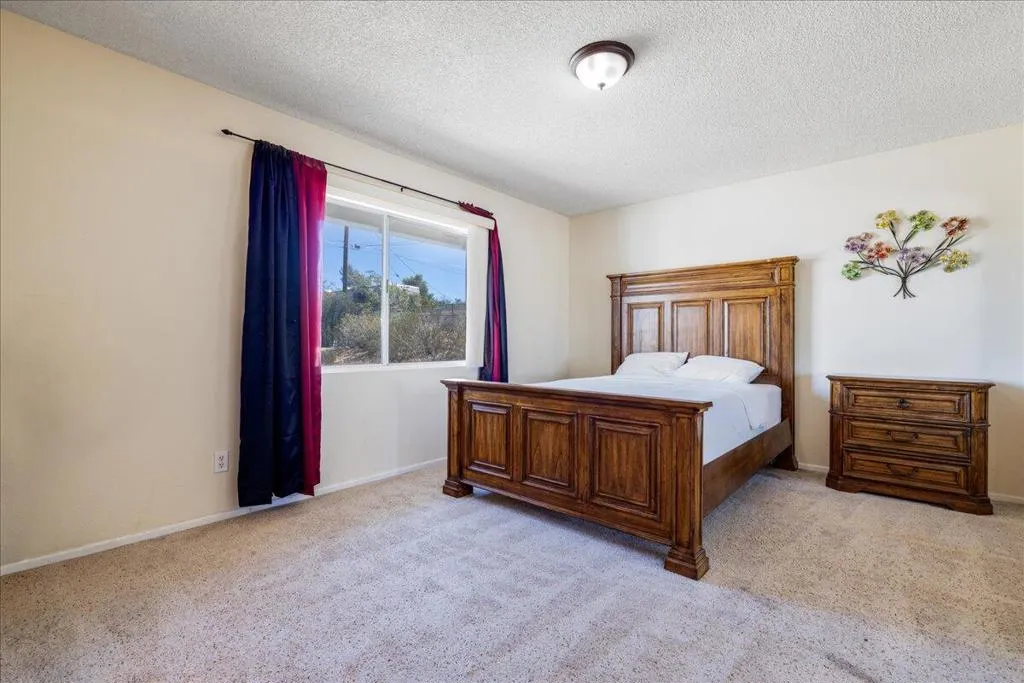 7475 Alaba Ave Avenue, Yucca Valley, California 92284 home-pic-9
