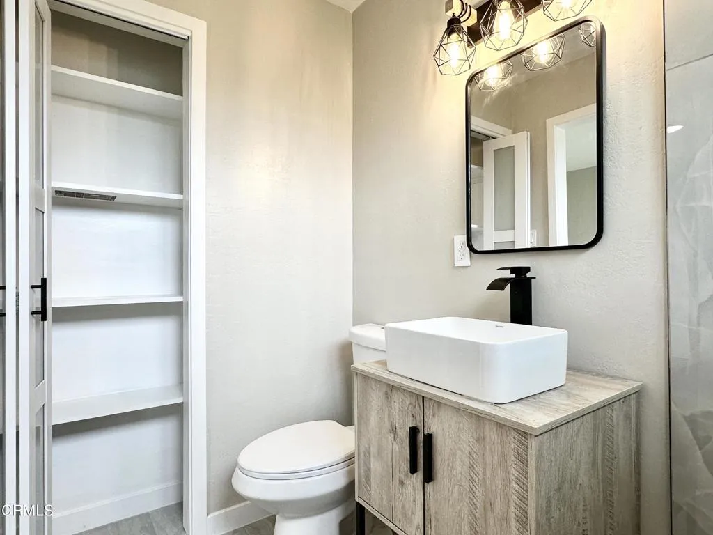 445 Mara Avenue, Ventura, California 93004 home-pic-36