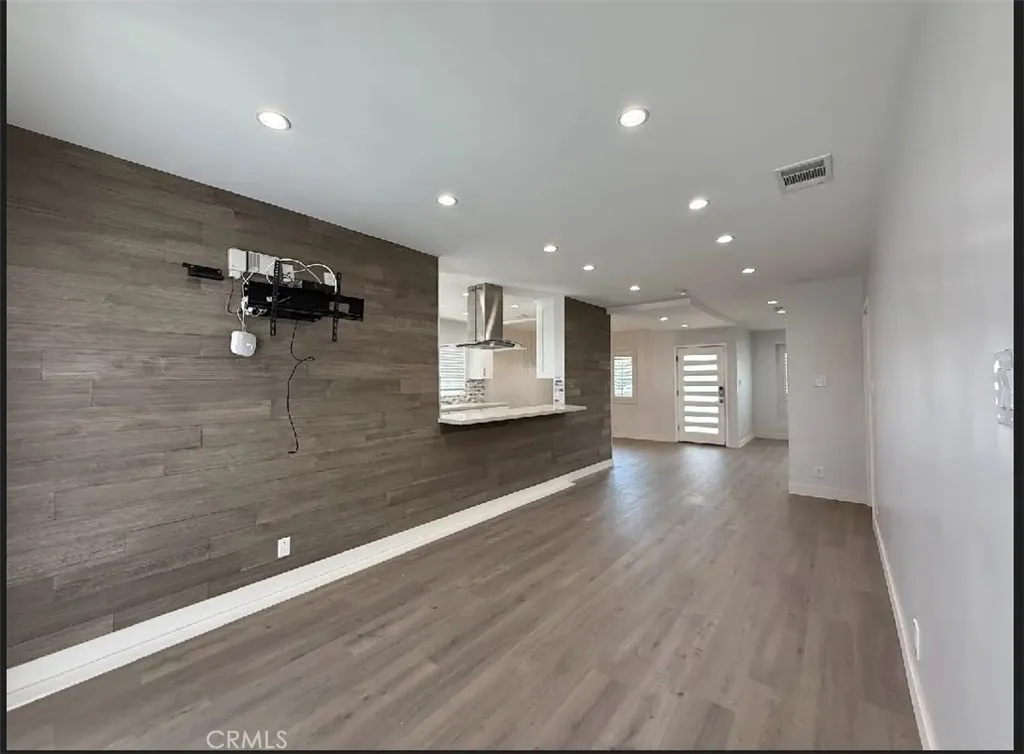 6053 Turnergrove Drive, Lakewood, California 90713, 4 Bedrooms Bedrooms, ,3 BathroomsBathrooms,Residential Lease,For Rent,Turnergrove,DW25220083