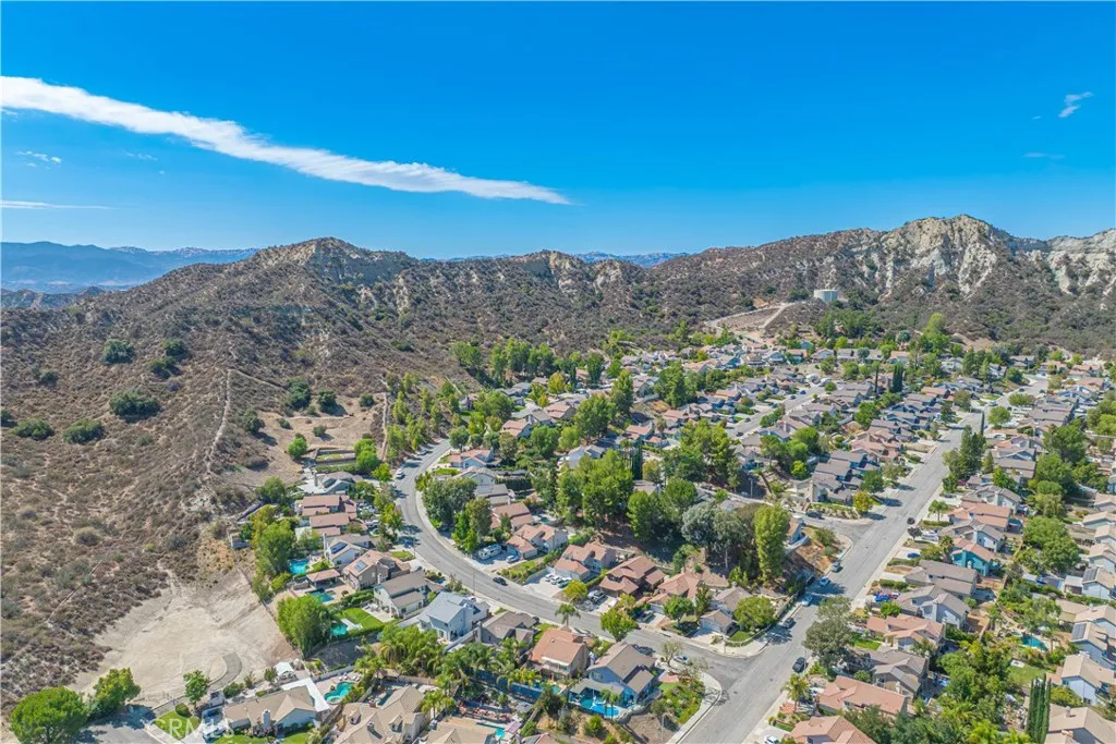 28655 Greenwood Pl, Castaic, California 91384 home-pic-38