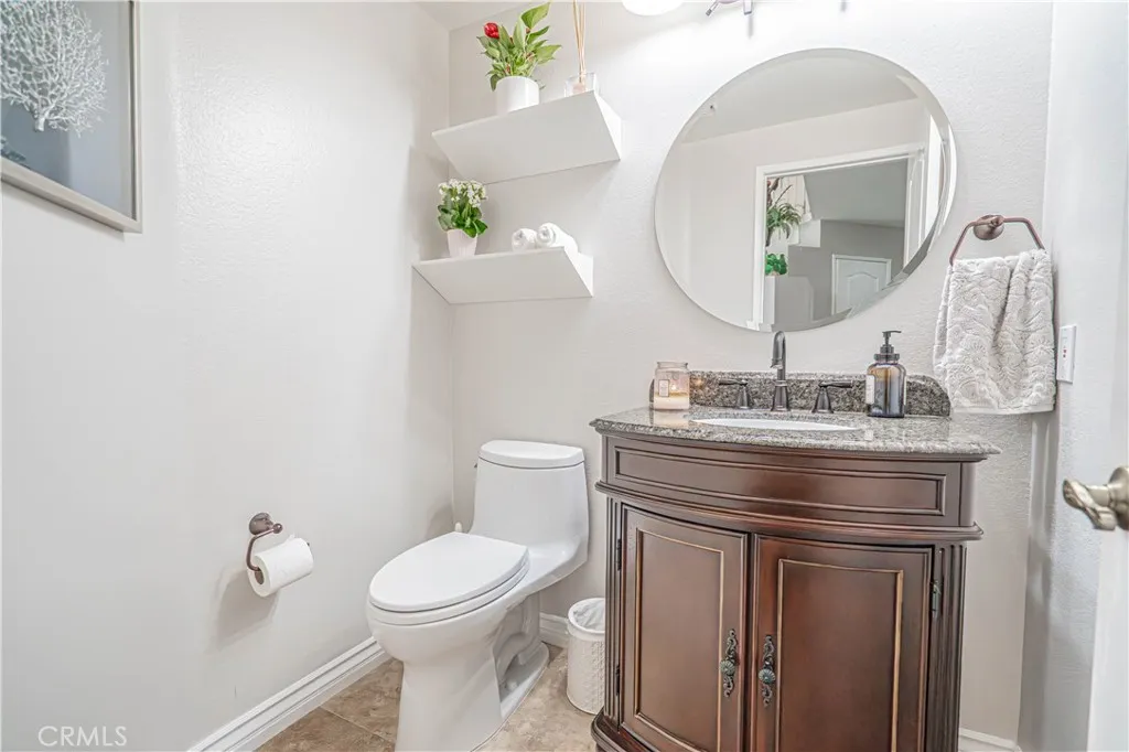 28655 Greenwood Pl, Castaic, California 91384 home-pic-29
