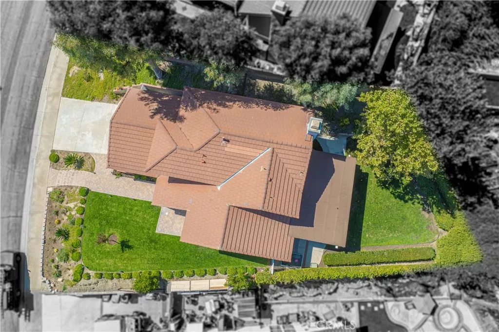 28655 Greenwood Pl, Castaic, California 91384 home-pic-37