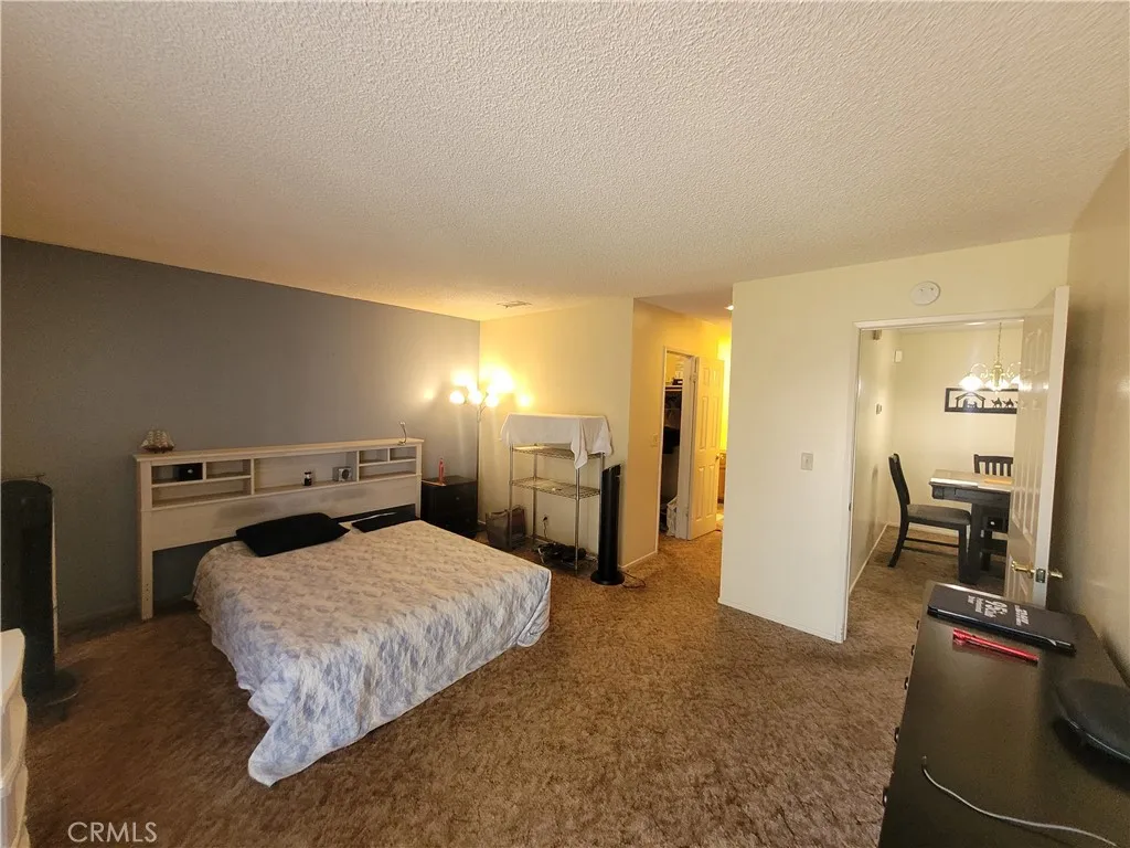 19218 Elm Drive, Apple Valley, California 92308 home-pic-9