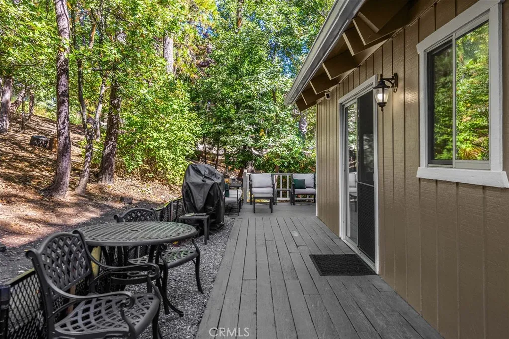 27963 St. Bernard Ln, Lake Arrowhead, California 92352 home-pic-26