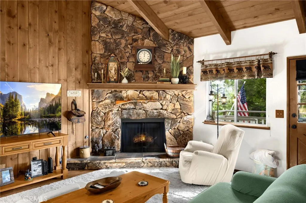 27963 St. Bernard Ln, Lake Arrowhead, California 92352 home-pic-5