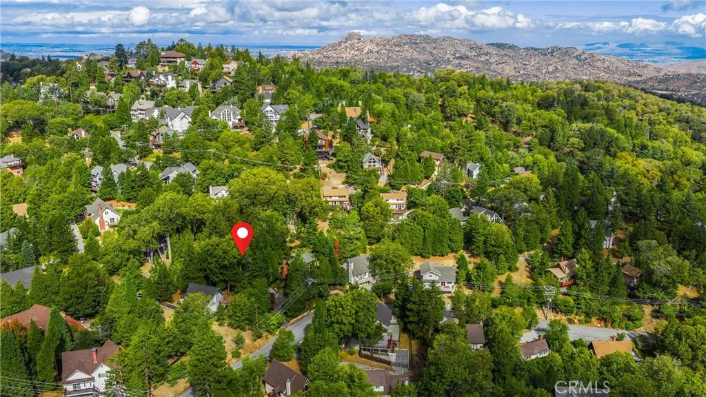 27963 St. Bernard Ln, Lake Arrowhead, California 92352 home-pic-42