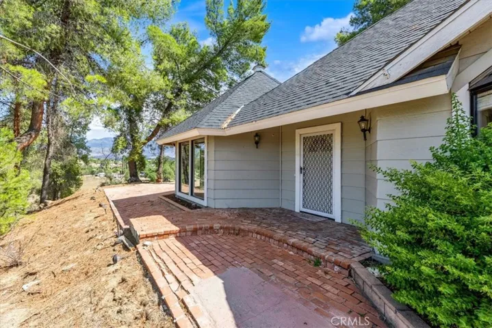 42355 Rockview Drive, Hemet, California 92544