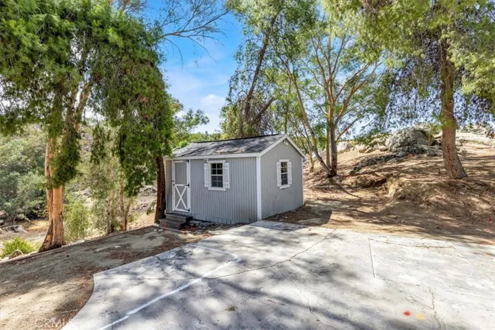 42355 Rockview Drive, Hemet, California 92544