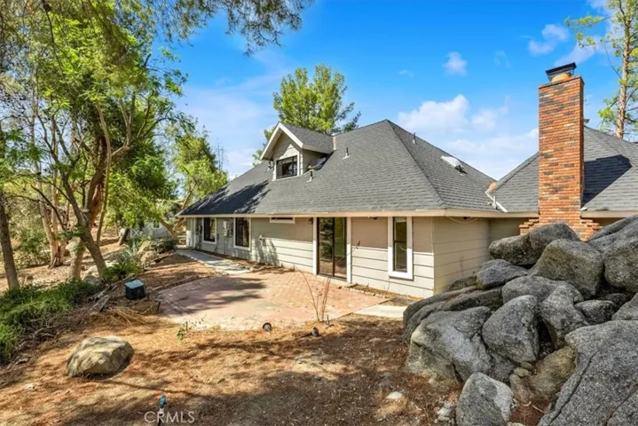 42355 Rockview Drive, Hemet, California 92544