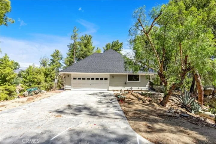 42355 Rockview Drive, Hemet, California 92544