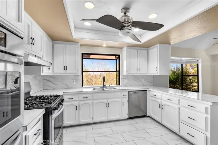 42355 Rockview Drive, Hemet, California 92544