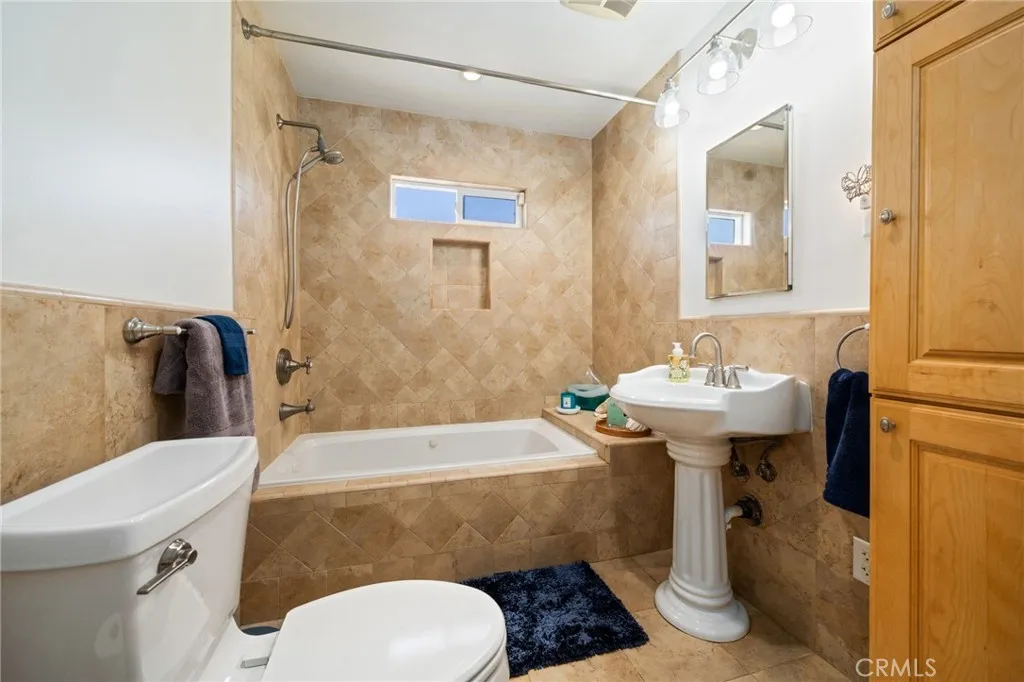 1767 W 244th Street, Torrance, California 90501 home-pic-15