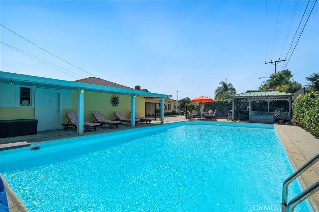 1767 W 244th Street, Torrance, California 90501 home-pic-20