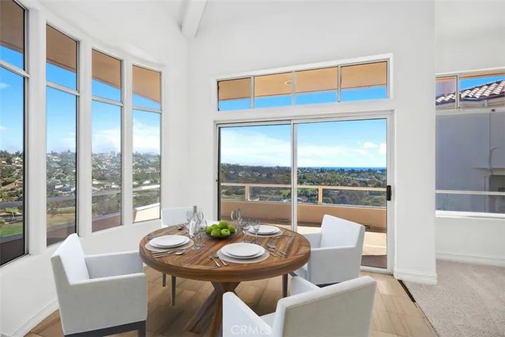 Breakfast nook-Virtually staged
