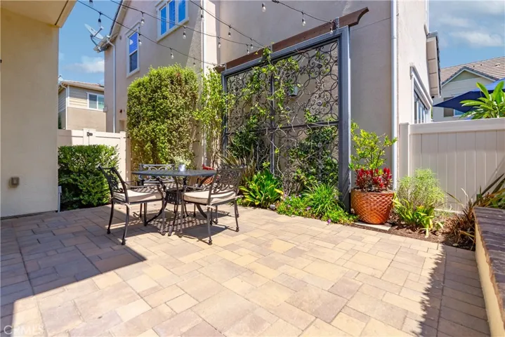 37 Zabila Street, Rancho Mission Viejo, California 92694