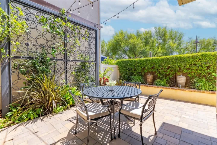 37 Zabila Street, Rancho Mission Viejo, California 92694