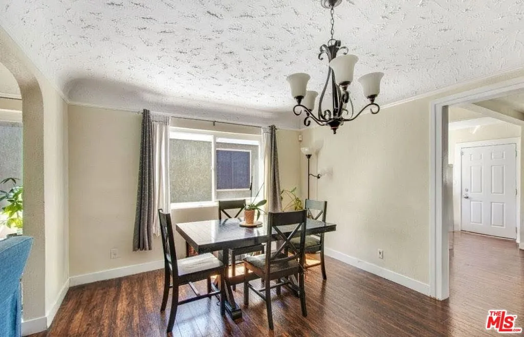 7319 S Denker Avenue, Los Angeles, California 90047 home-pic-8