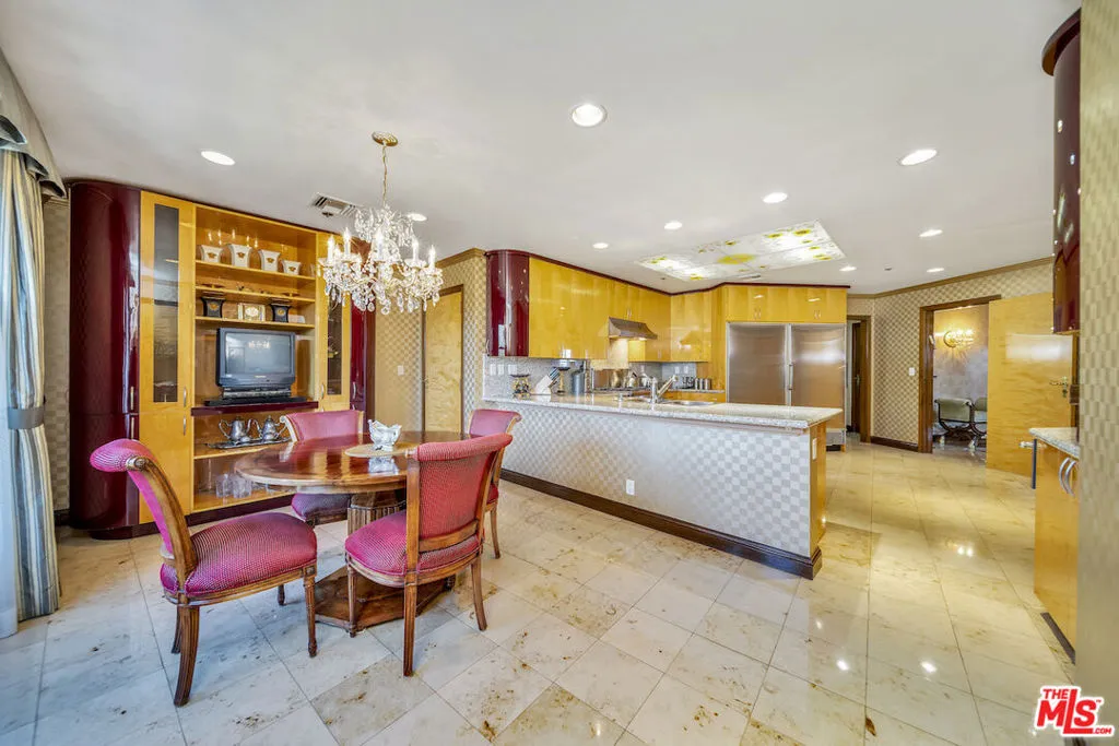 425 N Maple Drive Ph 602, Beverly Hills, California 90210 home-pic-13