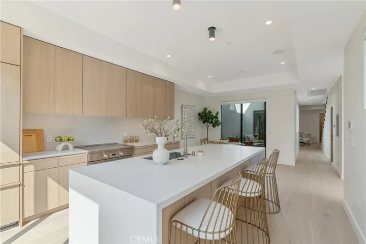 11823 Tennessee Avenue, Los Angeles, California 90064