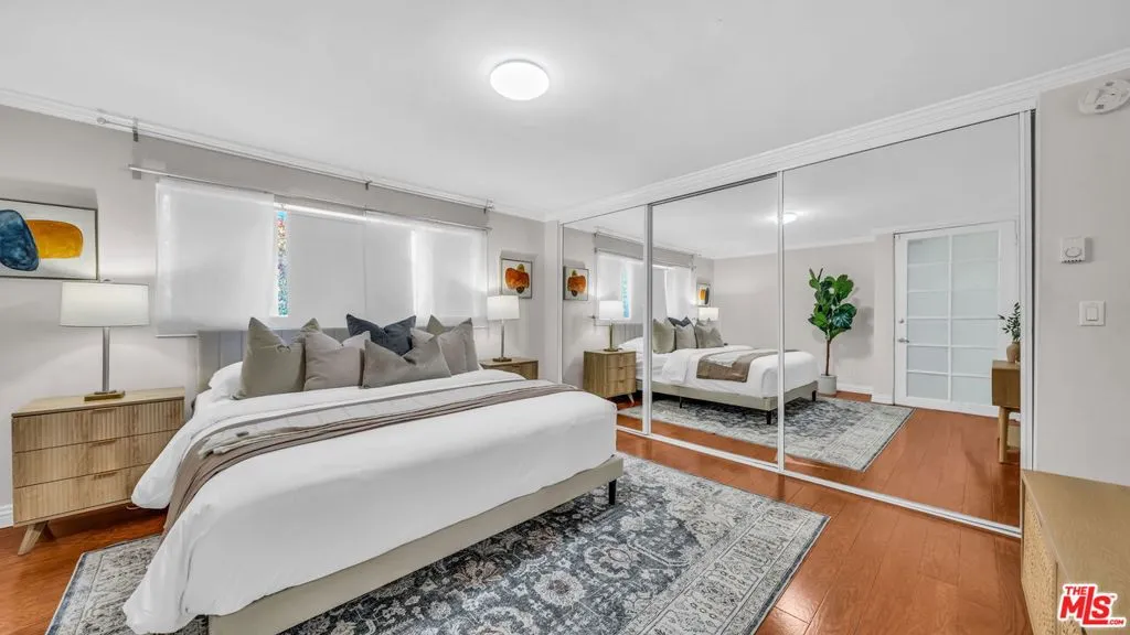 1130 9th Street 1, Santa Monica, California 90403 home-pic-16