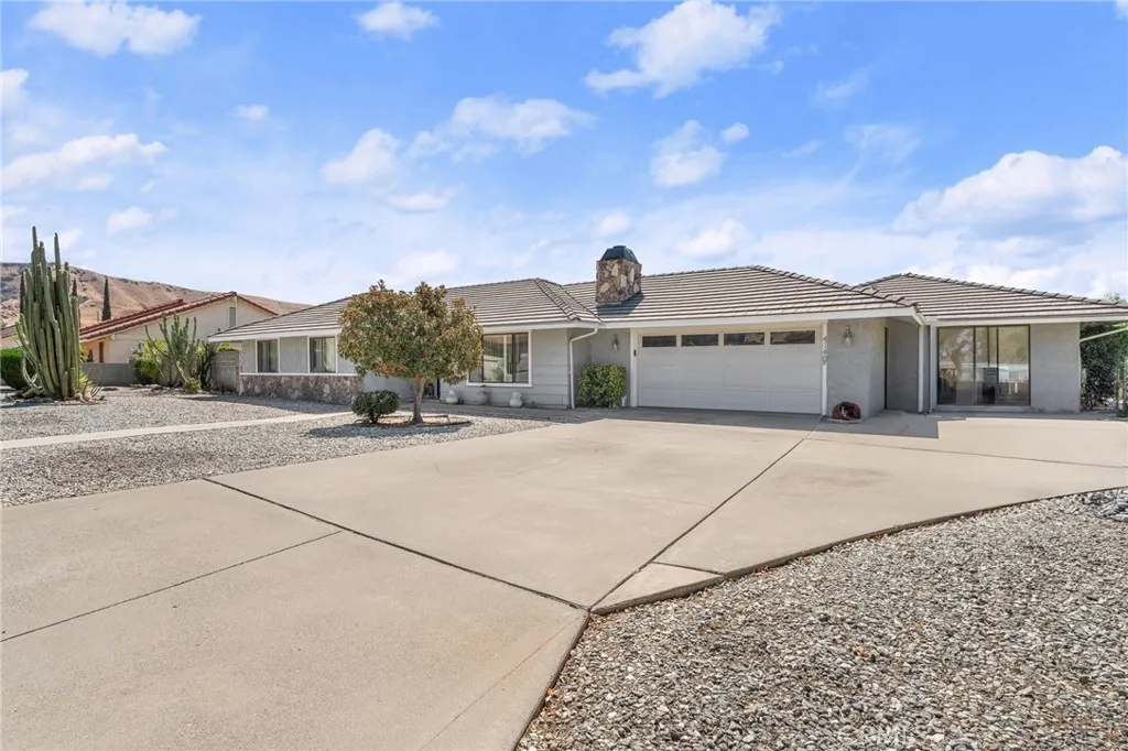 4140 Mockingbird, Banning, California 92220 home-pic-0