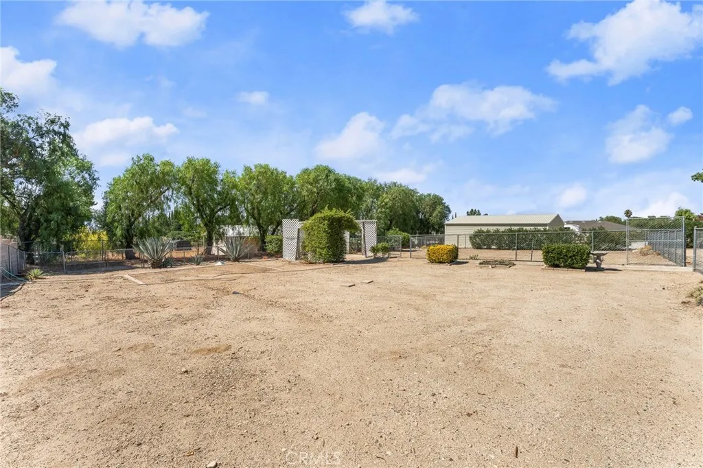 4140 Mockingbird, Banning, California 92220 home-pic-11