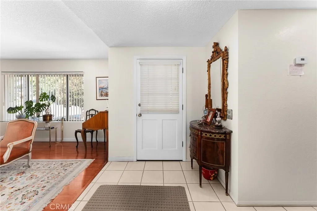 4140 Mockingbird, Banning, California 92220 home-pic-37