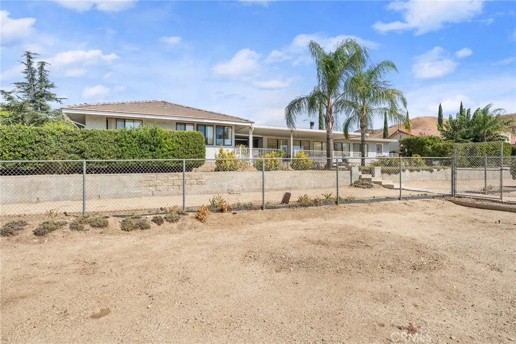 4140 Mockingbird, Banning, California 92220 home-pic-7