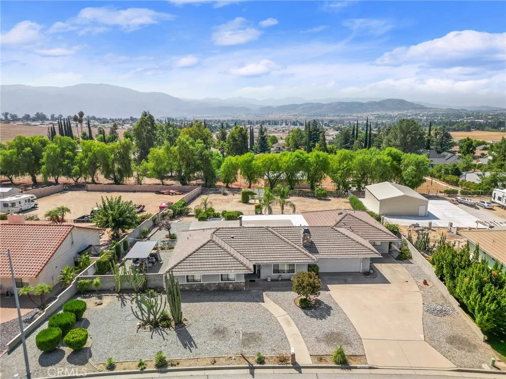 4140 Mockingbird, Banning, California 92220 home-pic-3