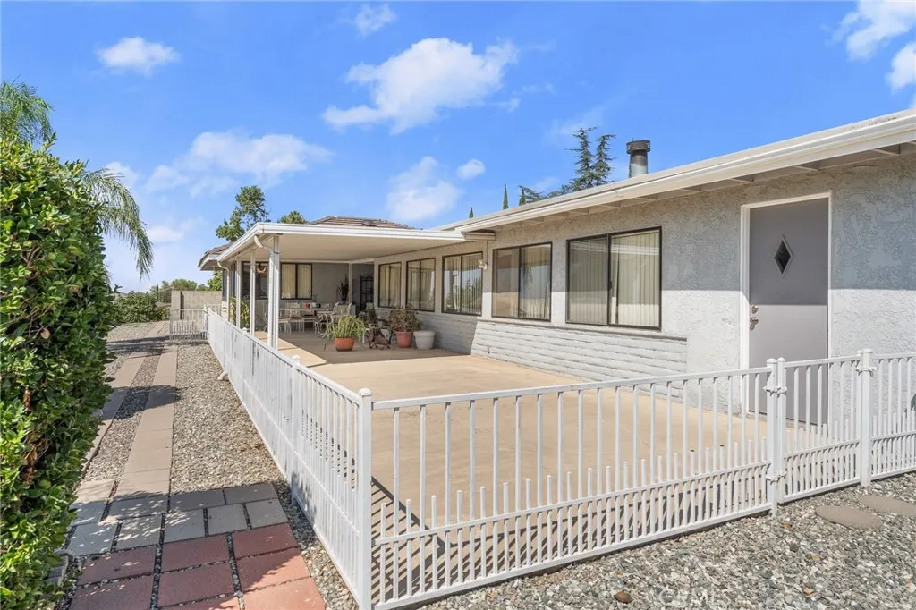 4140 Mockingbird, Banning, California 92220 home-pic-5