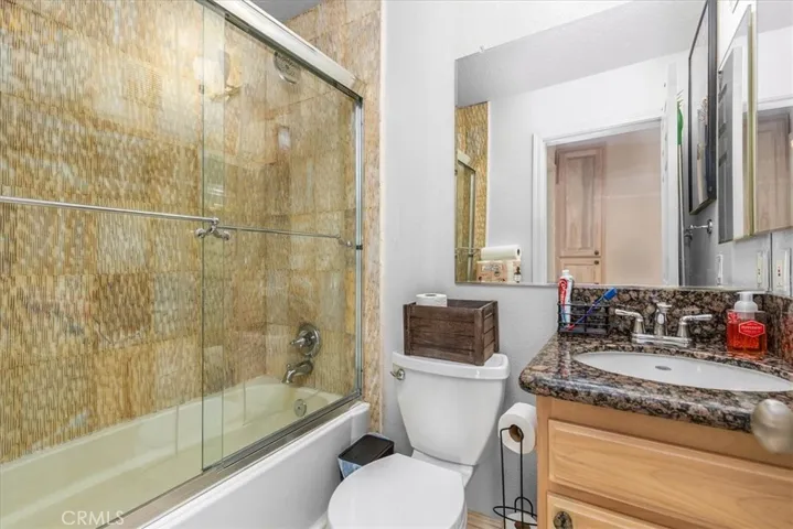 1201 Belmont Avenue 303, Long Beach, California 90804