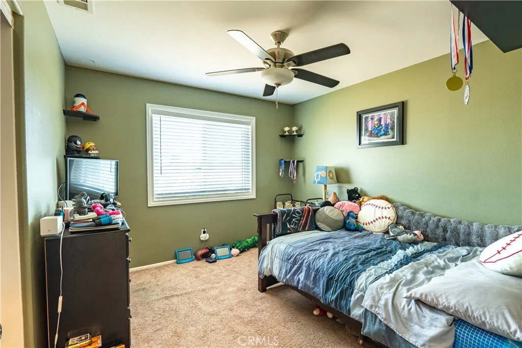 1217 W Avenue H7, Lancaster, California 93534 home-pic-14