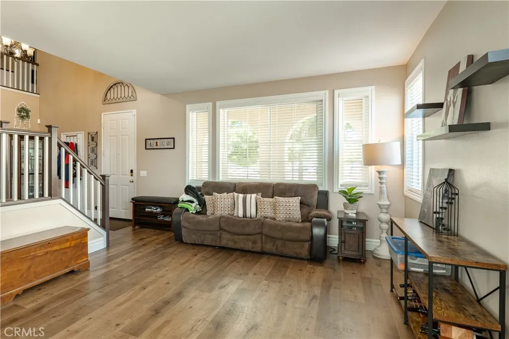 1217 W Avenue H7, Lancaster, California 93534 home-pic-6