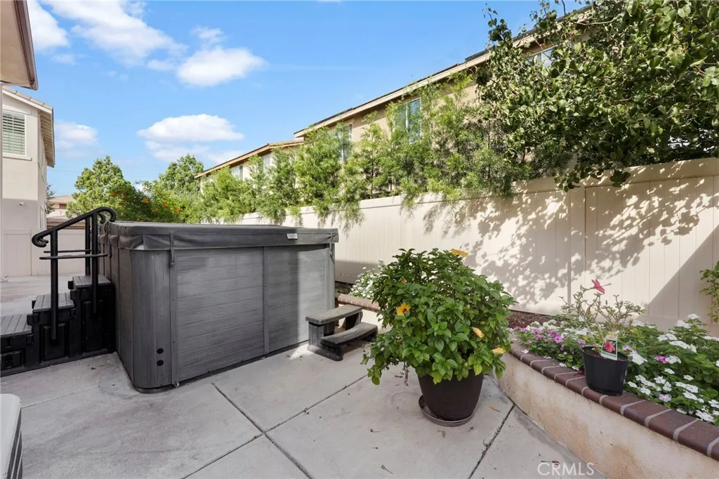 14738 Norfolk Avenue, Chino, California 91710 home-pic-25