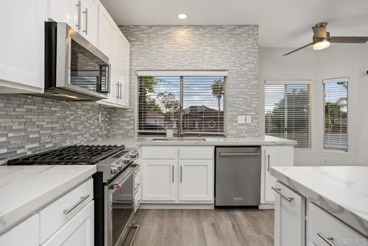1512 Golfcrest Place, Vista, California 92081
