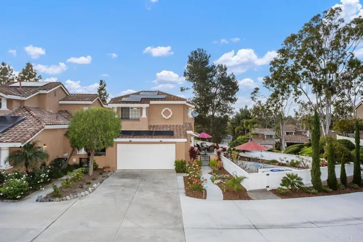 1512 Golfcrest Place, Vista, California 92081