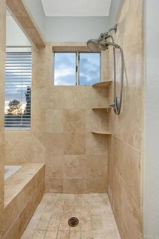 1512 Golfcrest Place, Vista, California 92081