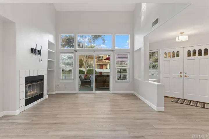 1512 Golfcrest Place, Vista, California 92081