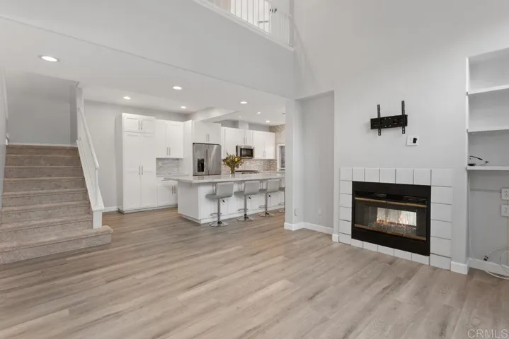 1512 Golfcrest Place, Vista, California 92081