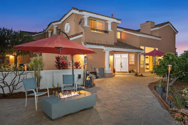 1512 Golfcrest Place, Vista, California 92081